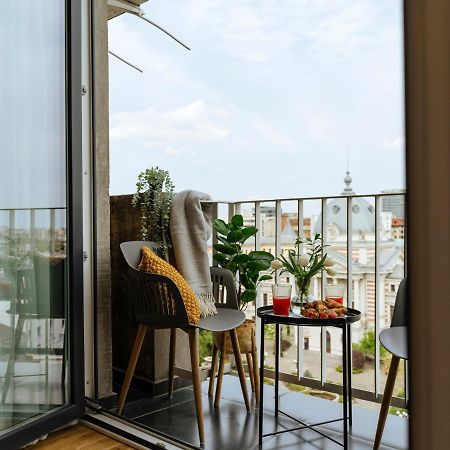 Sunny 2Br Flat - Top Location - Amazing Balcony Bukarest Exterior foto