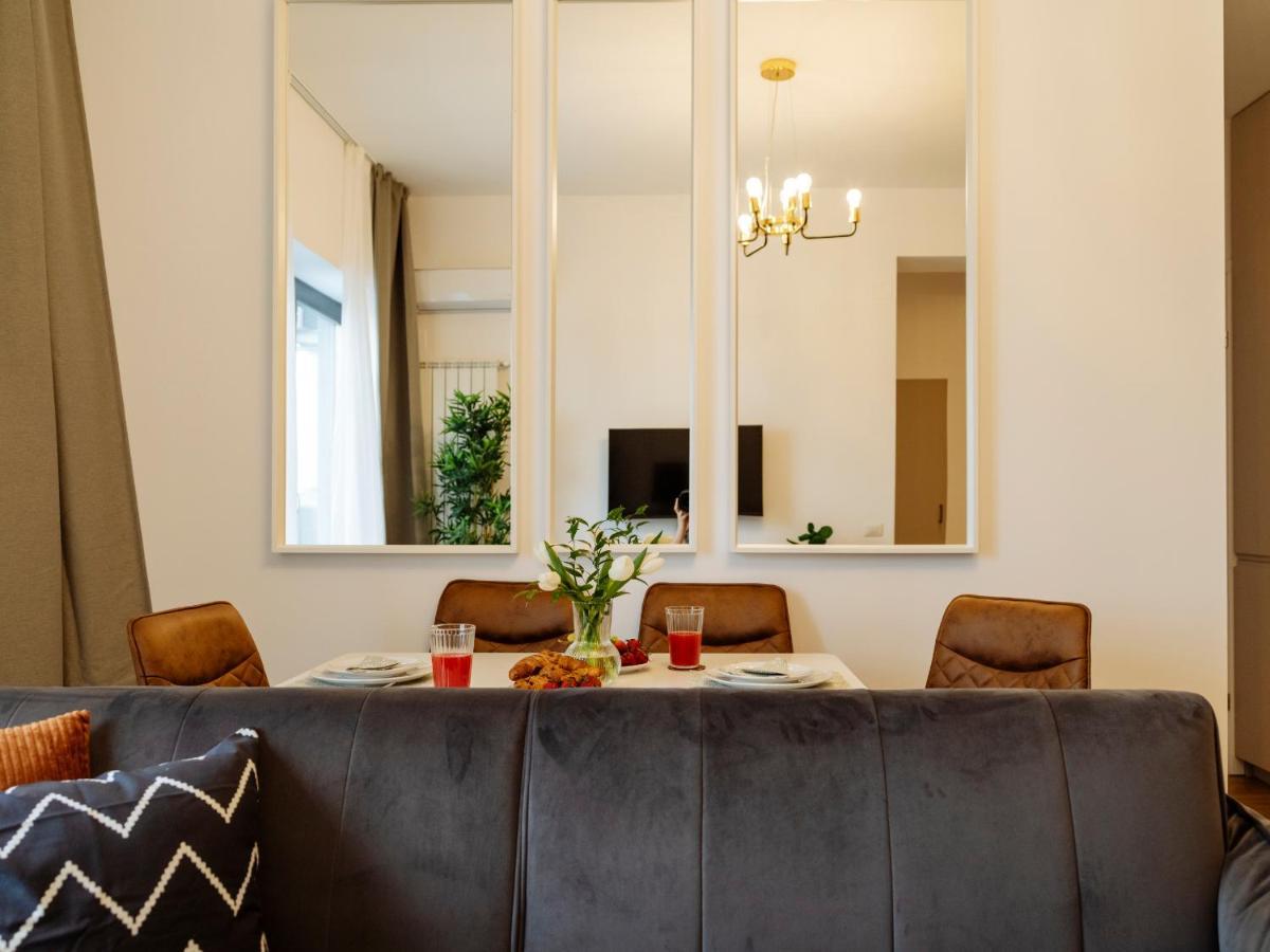 Sunny 2Br Flat - Top Location - Amazing Balcony Bukarest Exterior foto